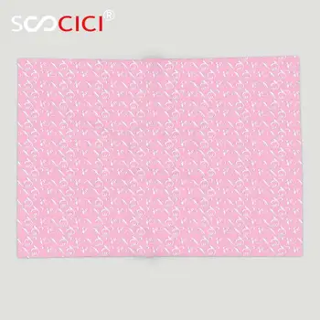 Personalizado de Lã Macia Jogar Cobertor Floral Branco Artística Deixa com Ornamentos em Fundo Rosa Padrão Ondulado obras de Arte de Luz cor-de-Rosa